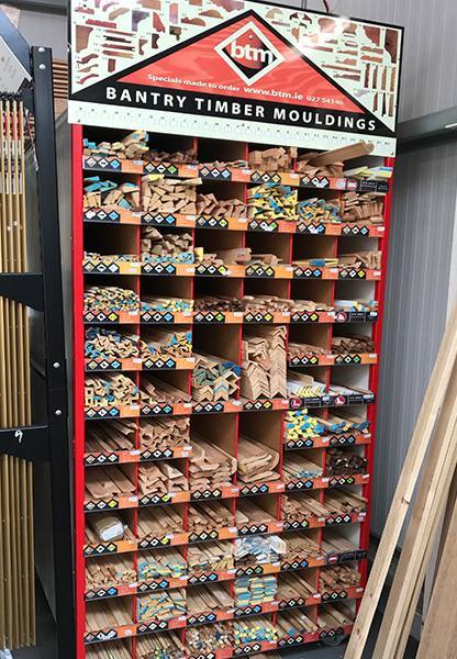 Mouldings, skirting and architrave